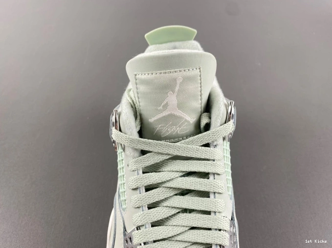 (W) 4 Air Seafoam Jordan HV0823-003 0815